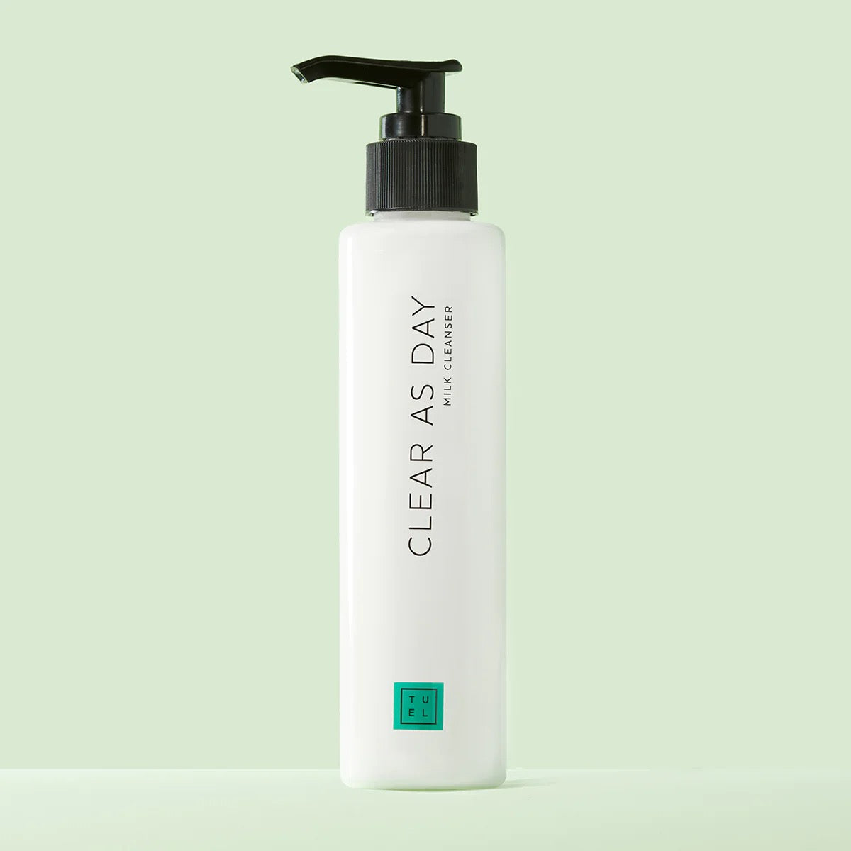 RETAIL TUEL CLEAR AS DAY MILK CLEANSER