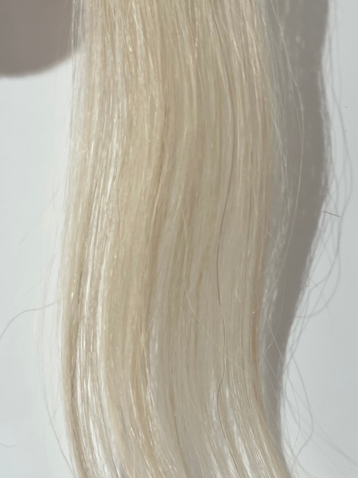 RETAIL CLIP IN EXTENSIONS - PEARLY BLONDE
